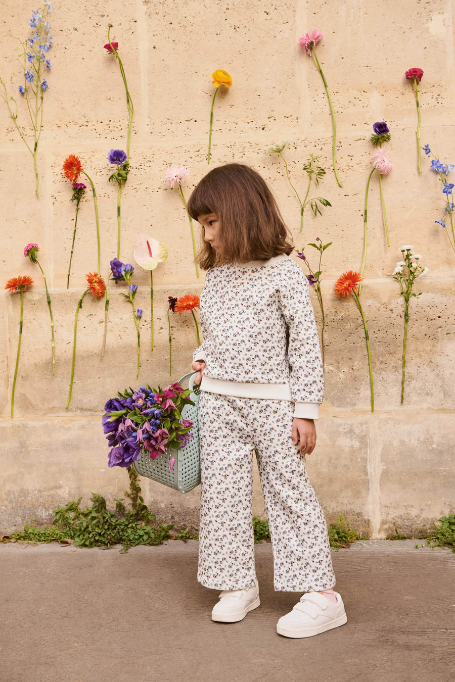 Ysalia Cream Hill Flared Sweatpant