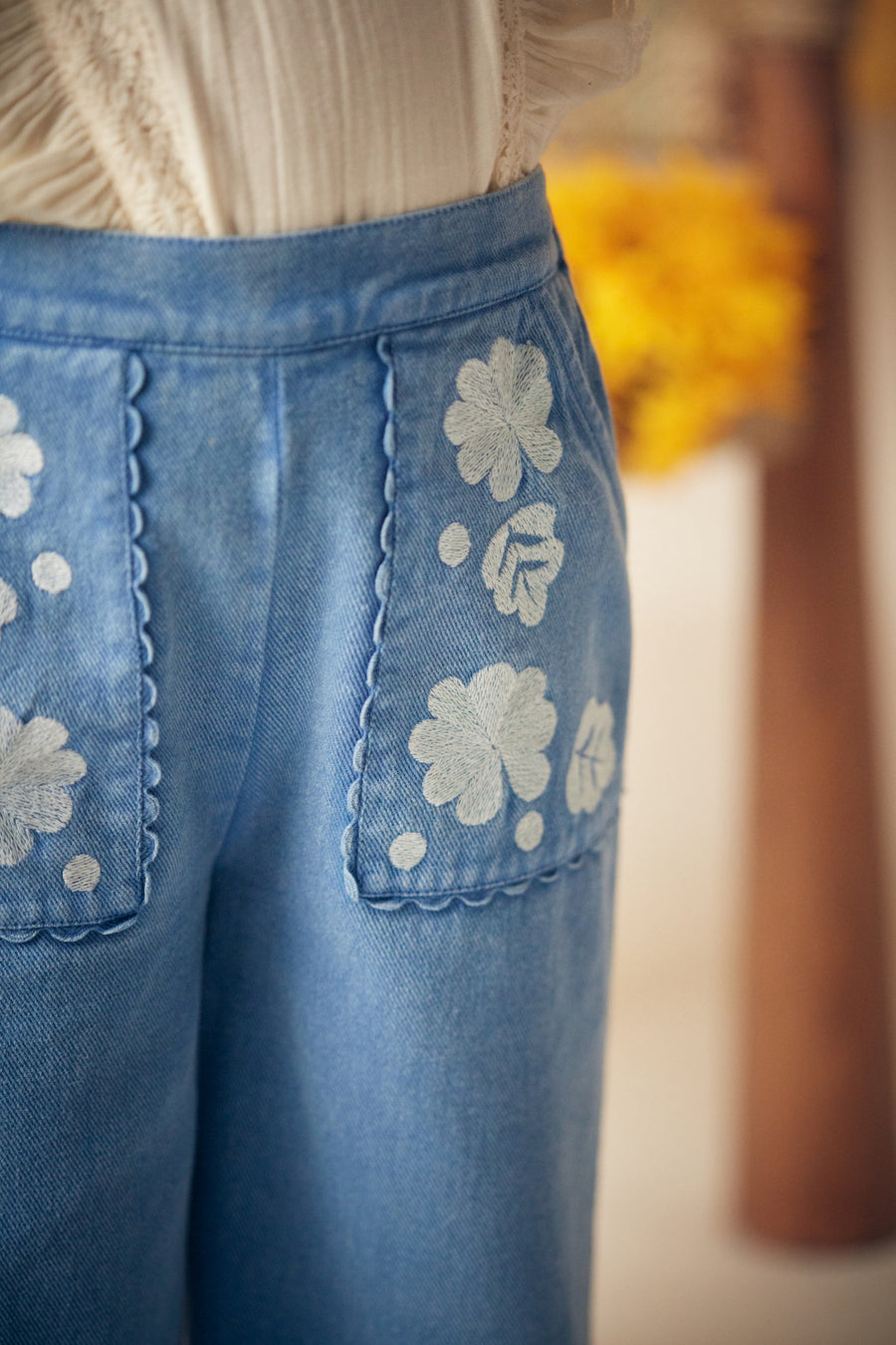 Flofi Embroidered Jeans