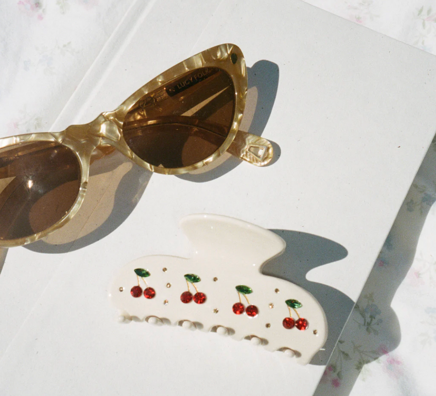 White Cherry Pie Hair Clip